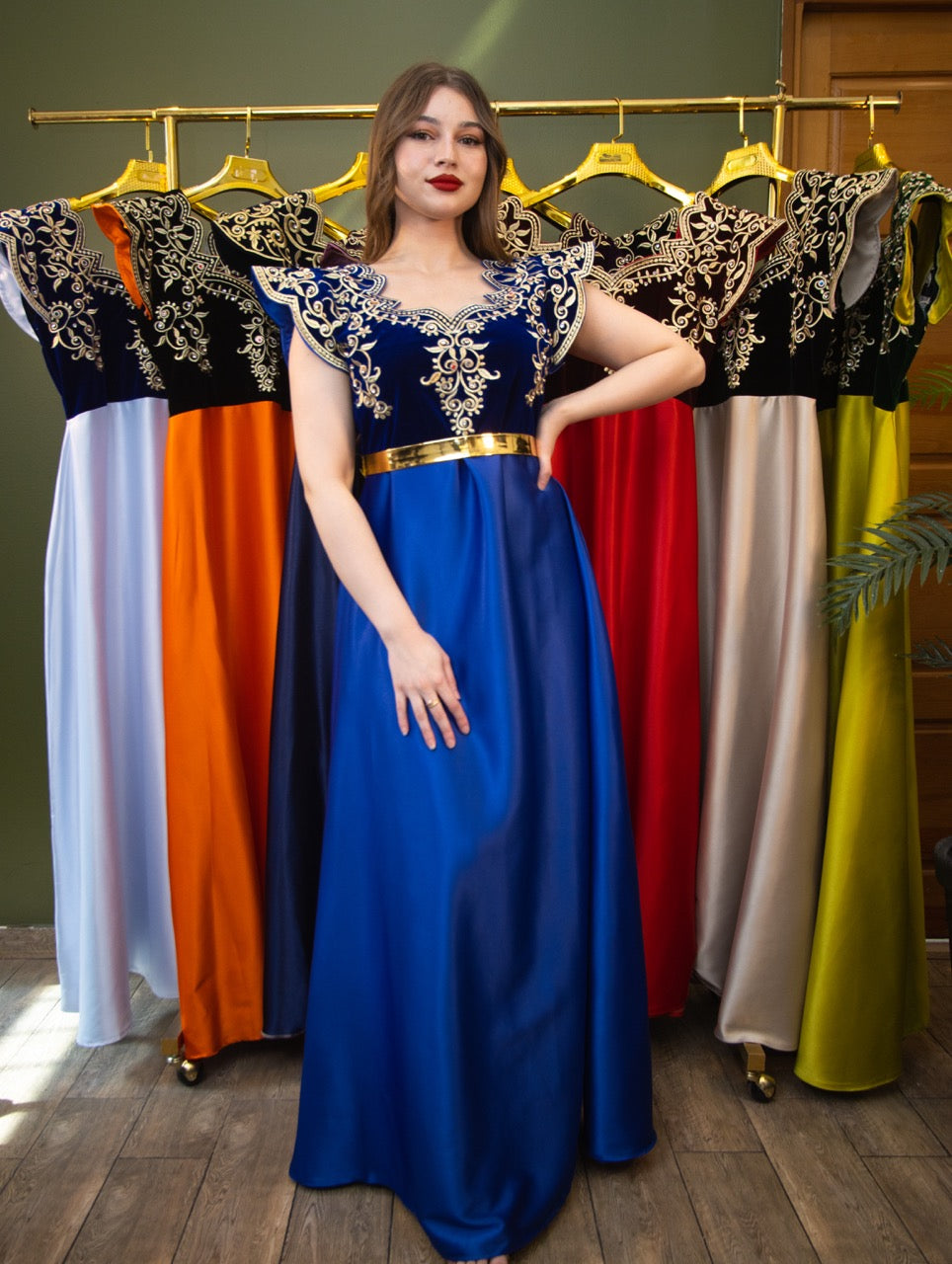 Robe Leila