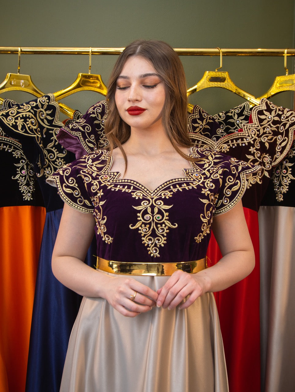 Robe Leila