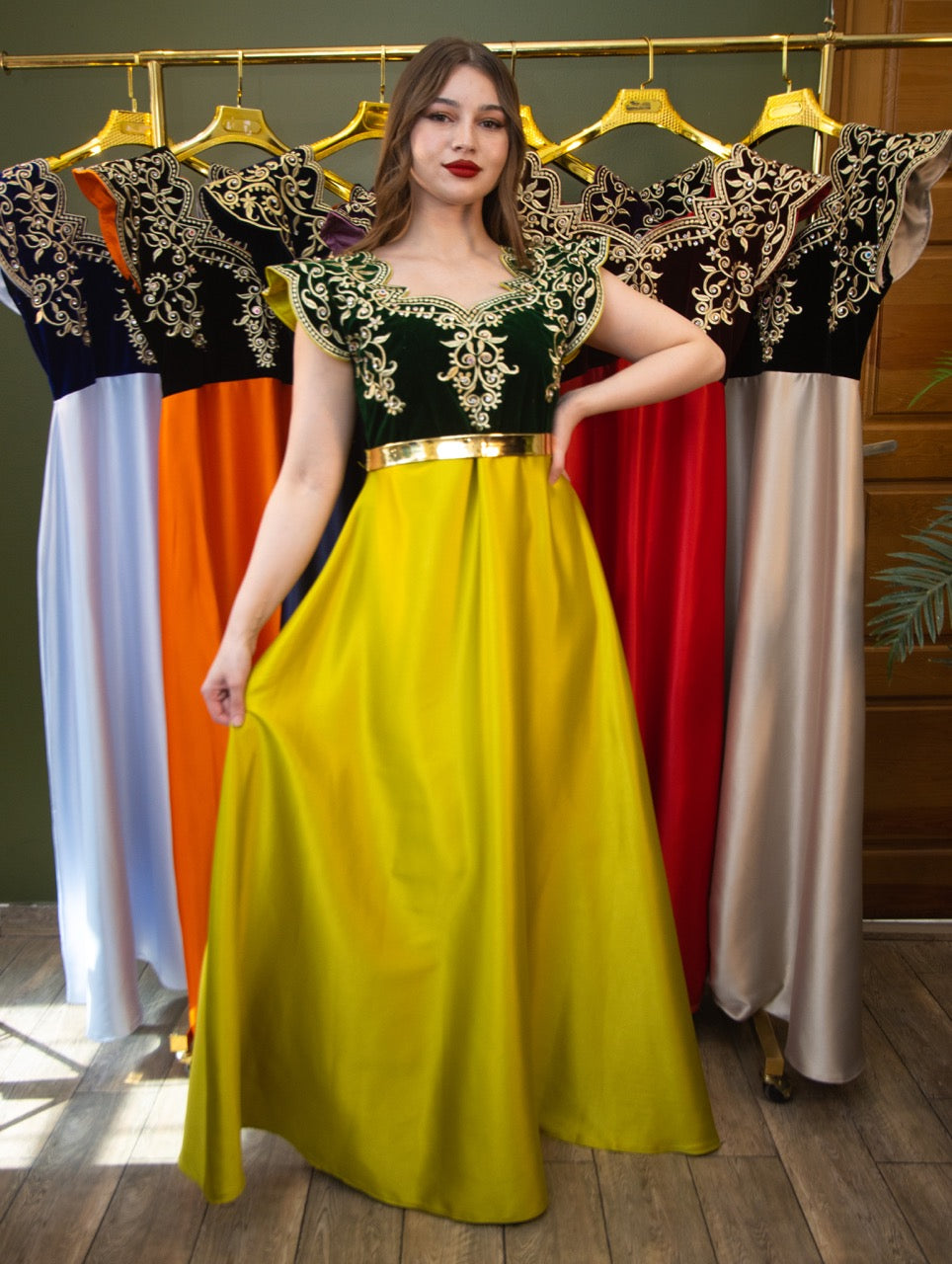 Robe Leila