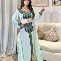 Caftan رُقيّ